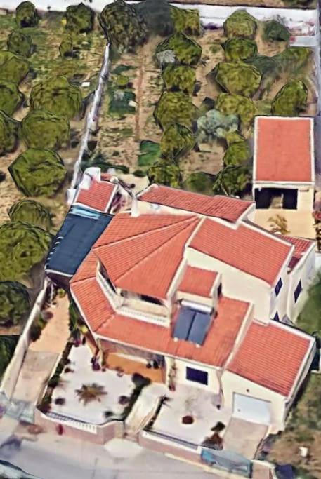 Villa Charming 5 Bed Private - Quarteira
