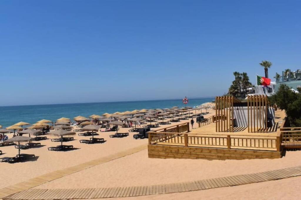 Charming 5 Bed Private - * Quarteira