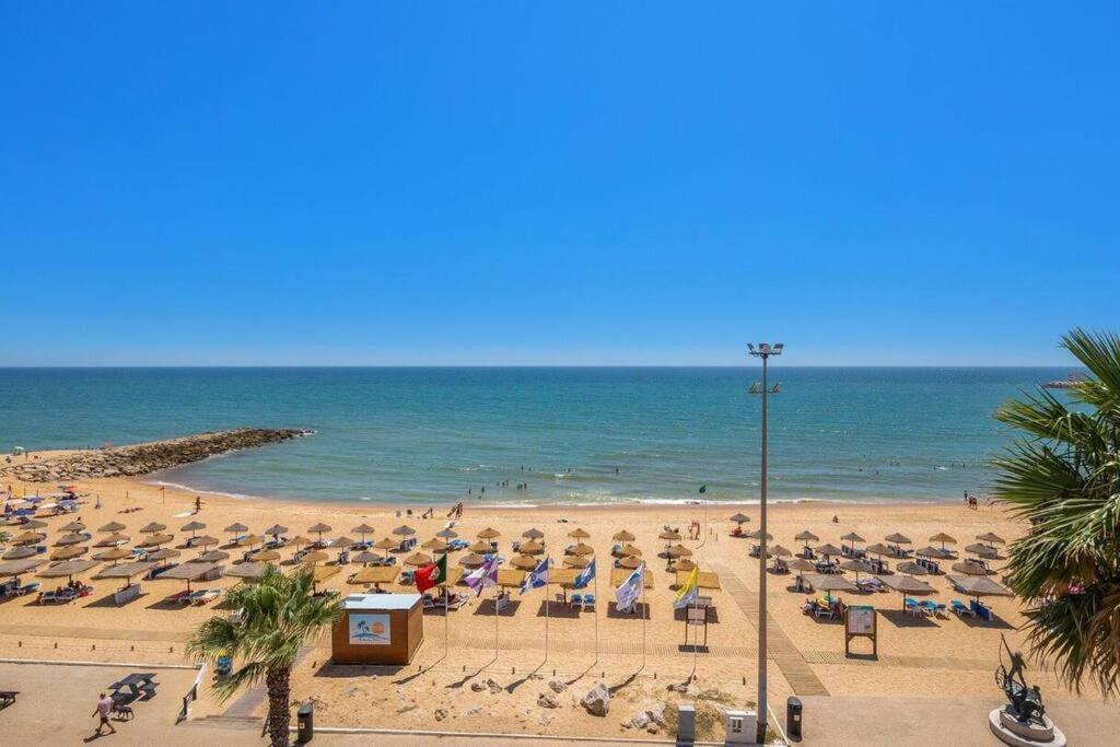 Charming 5 Bed Private - Quarteira
